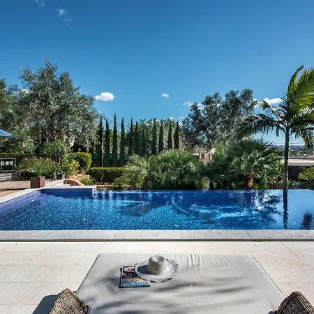 Vale Formoso Sleeps 10 With Pool Air Con And Wifi